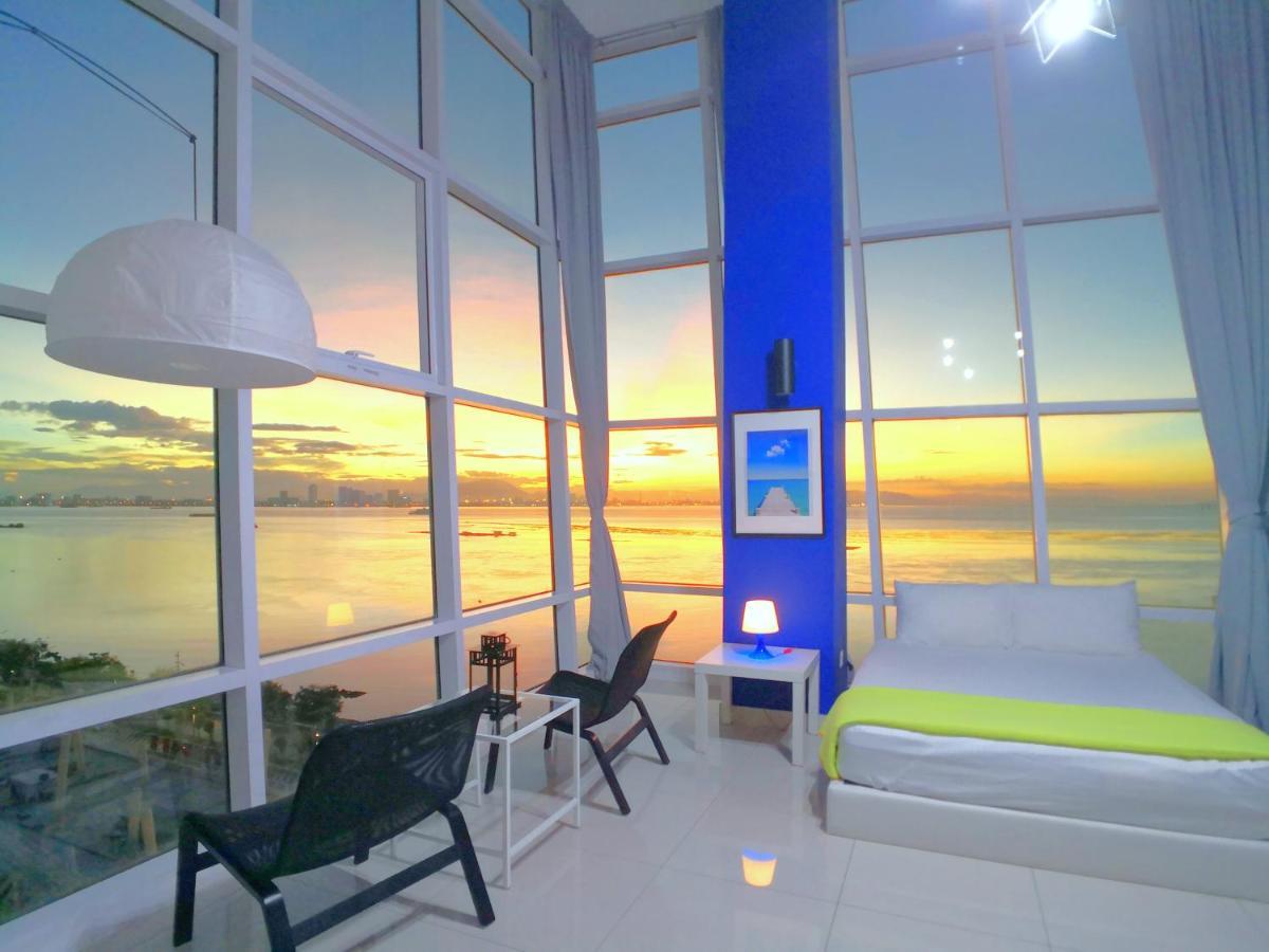 Maritime Suites By Comfy Джорджтаун Номер фото